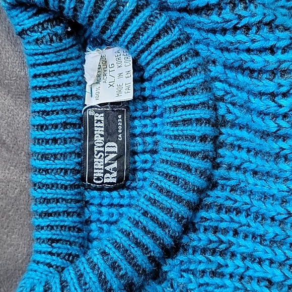 Vintage Knit Sweater - Picture 3 of 3